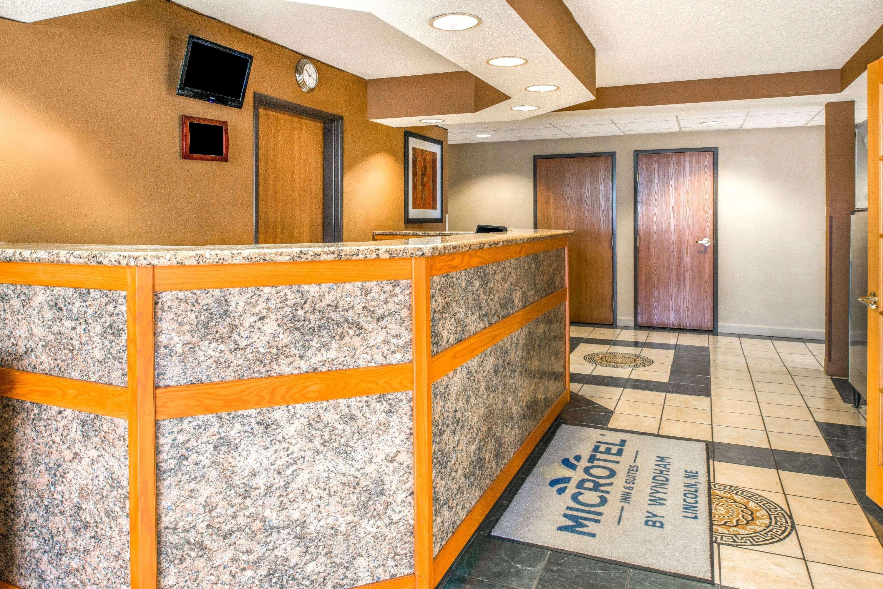 Microtel Inn & Suites Lincoln Exteriér fotografie